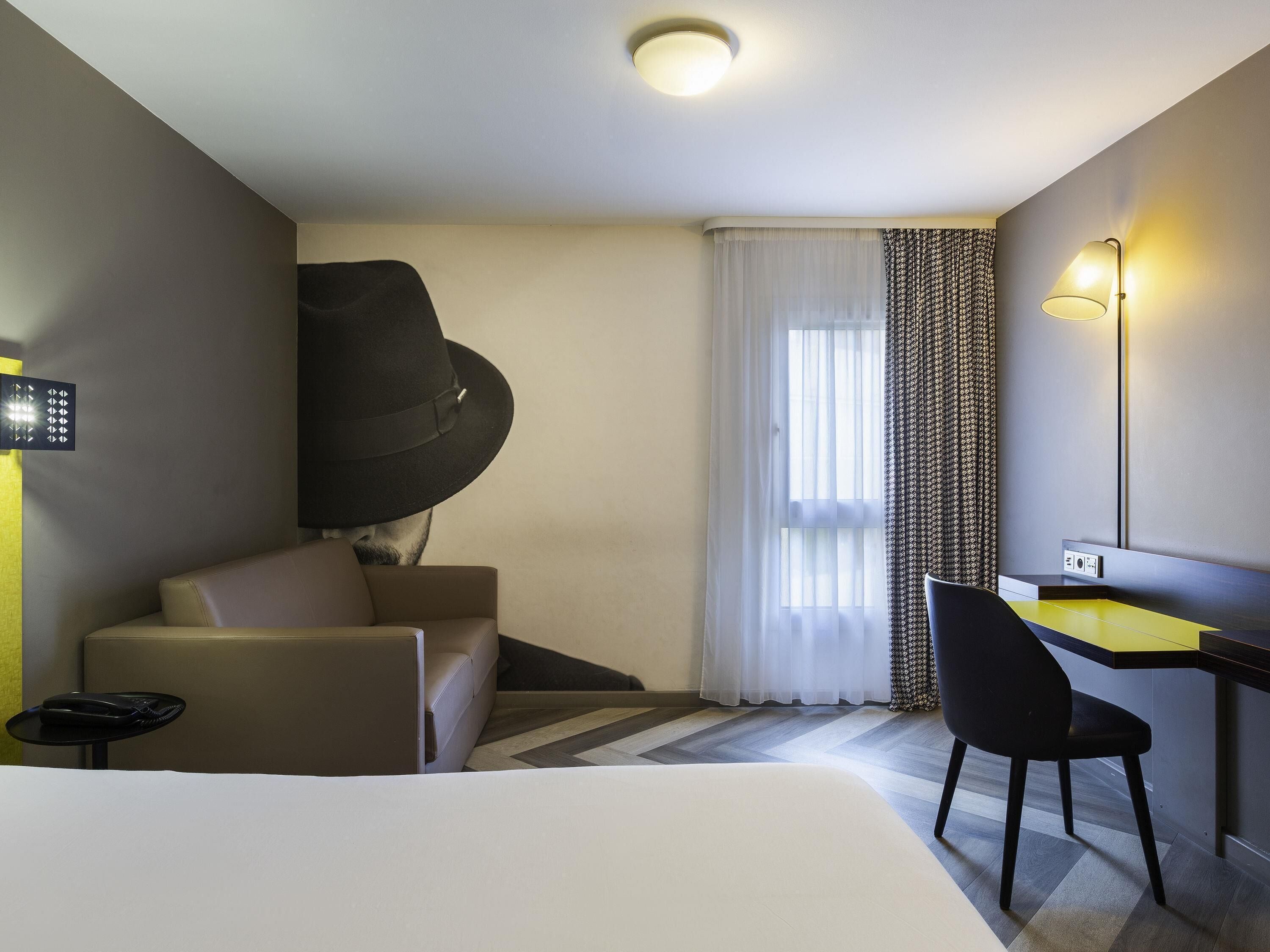 Family Double Room, 1 Double Bed with Sofa bed | In-room safe, desk, soundproofing, iron/ironing board