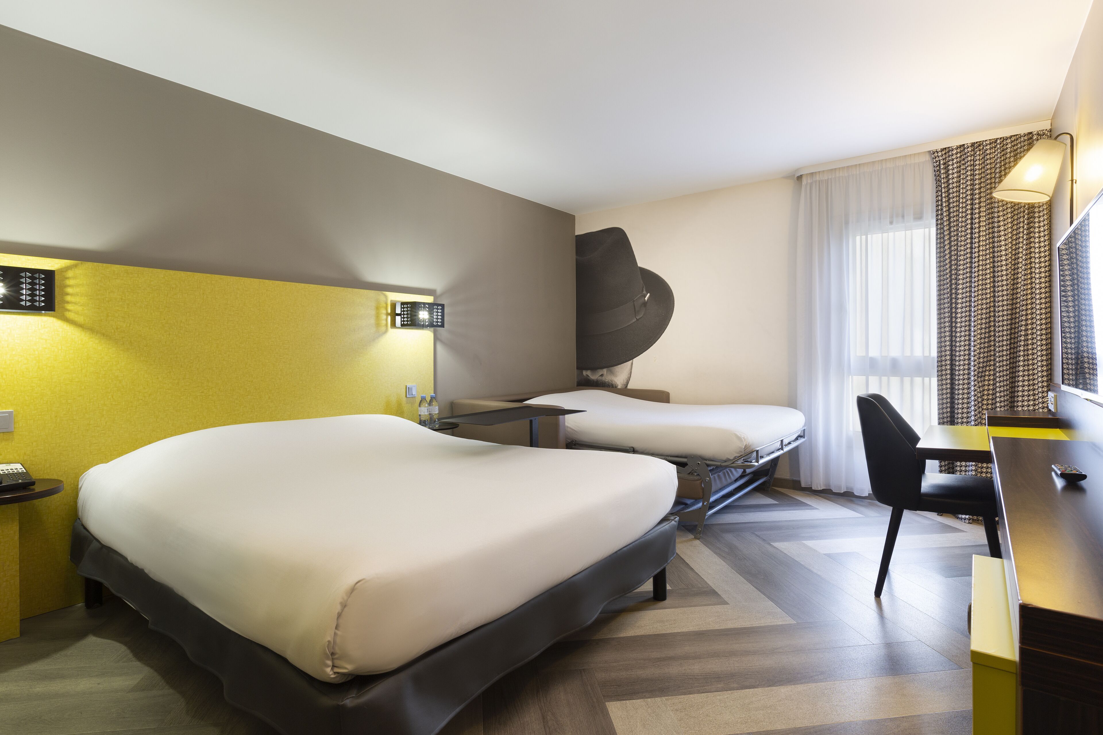 family double room, 1 double bed with sofa bed | in-room safe, desk, soundproofing, iron/ironing board