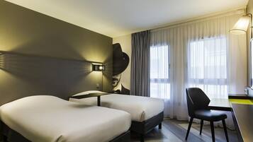 Standard Room, 2 Twin Beds | In-room safe, desk, soundproofing, iron/ironing board