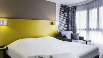 Caja de seguridad en la habitación, escritorio y insonorización