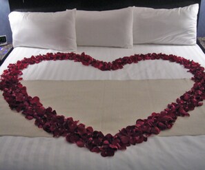 Phòng đơn | Bộ đồ giường cao cấp, két bảo mật tại phòng, bàn 