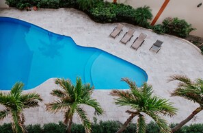 Outdoor pool - Royal Garden Reynosa (Reynosa)