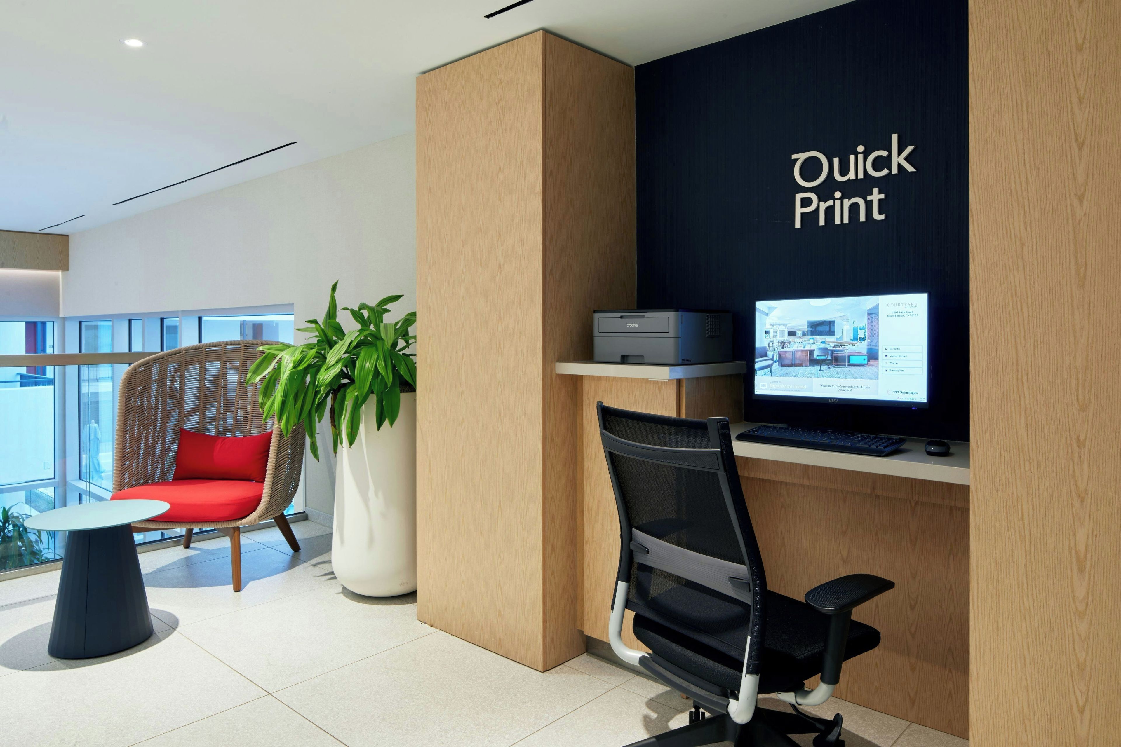 Photo - Courtyard by Marriott Santa Barbara Downtown