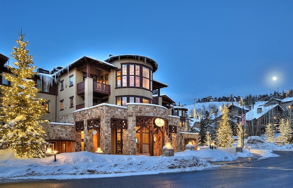 Front of property - The Chateaux Deer Valley (Park City)