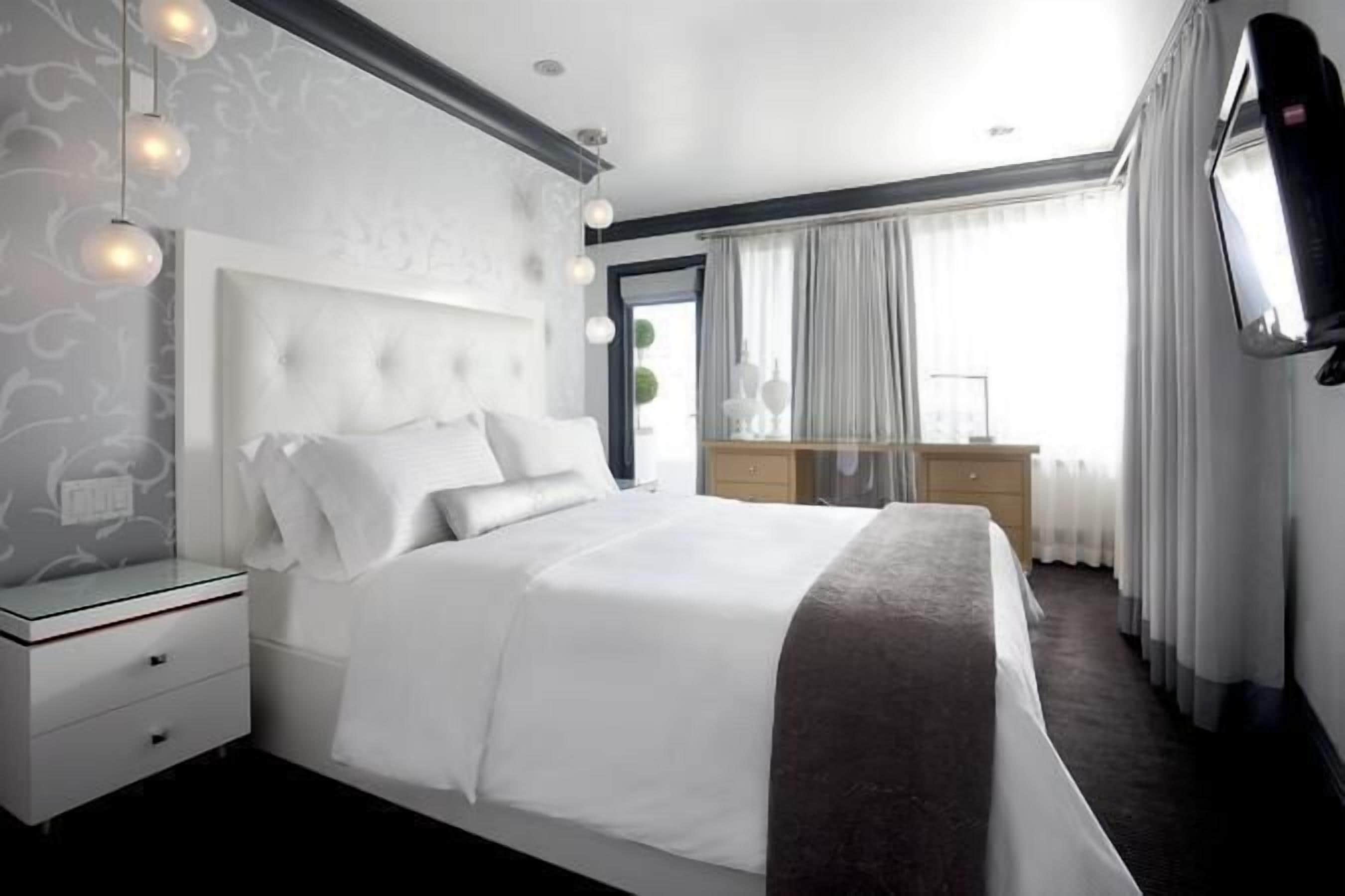 desk, blackout curtains, iron/ironing board, free wifi