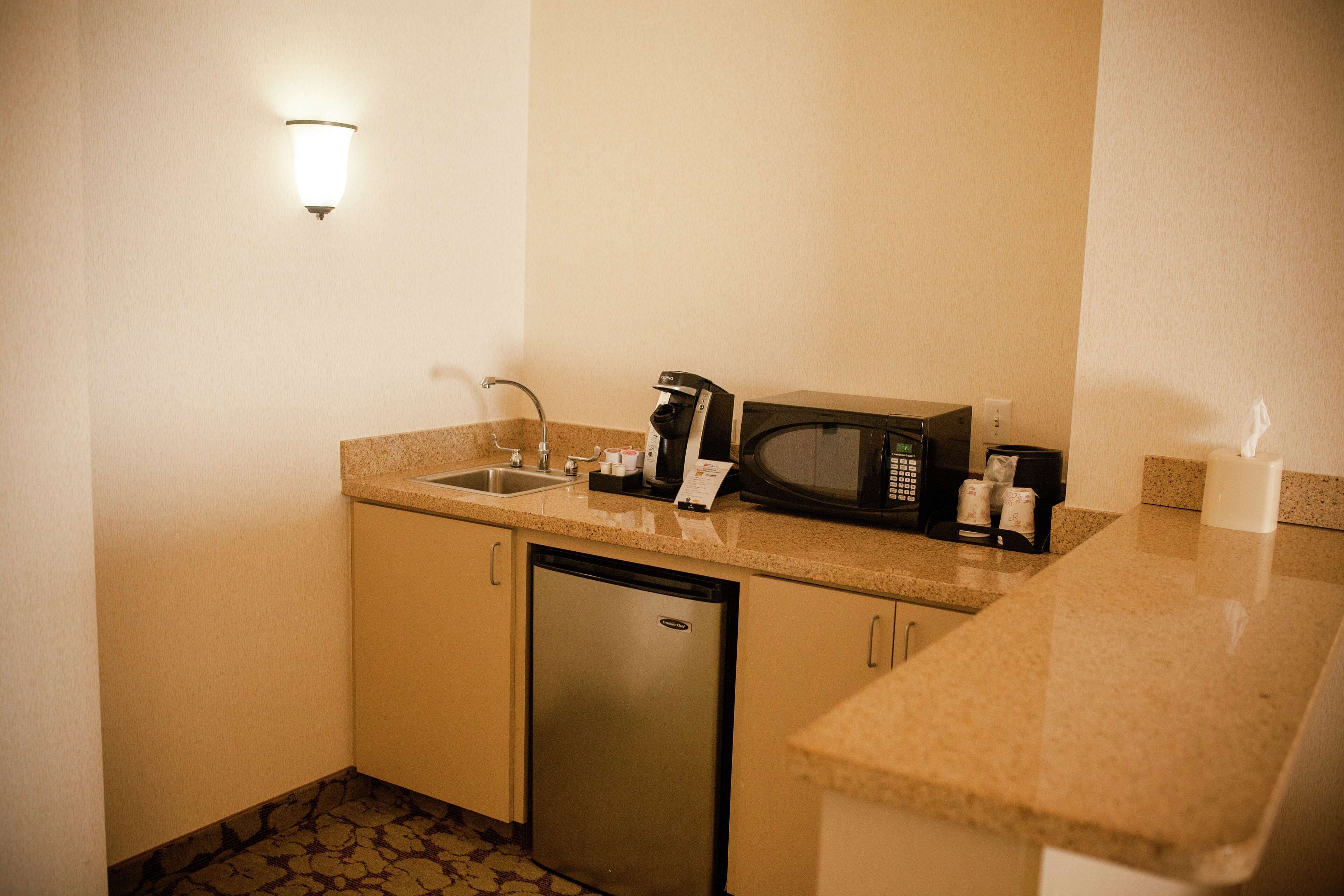 desk, iron/ironing board, free cots/infant beds, free rollaway beds