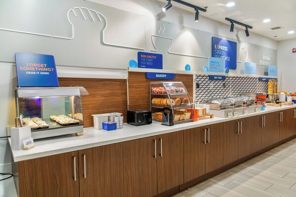 Petit déjeuner buffet compris