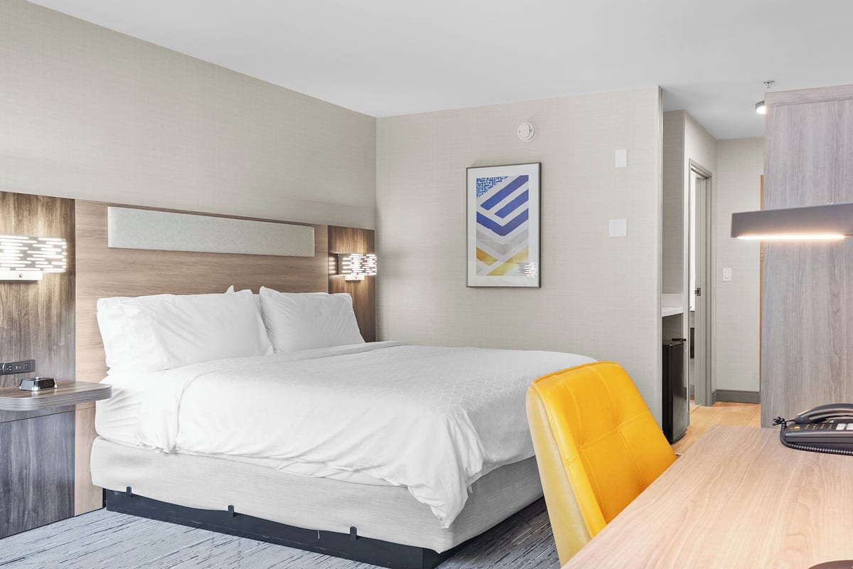 In-room safe, desk, blackout drapes, iron/ironing board