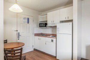 Fridge, microwave, stovetop