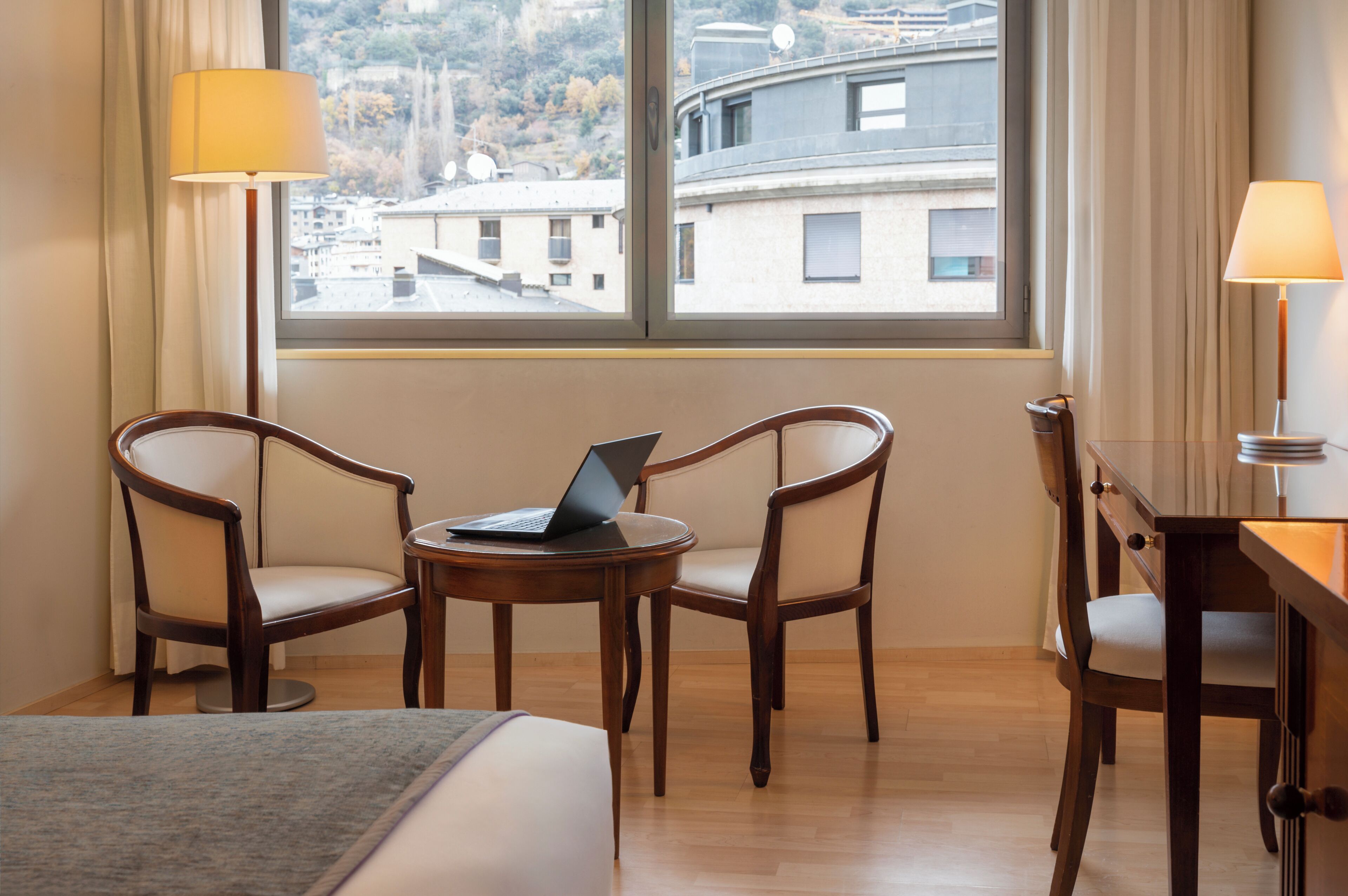 premium bedding, in-room safe, desk, laptop workspace