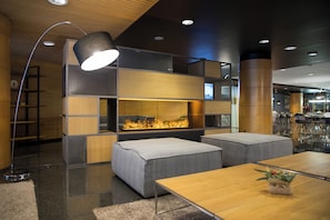 Lobby sitting area - Hesperia Andorra (Escaldes-Engordany)