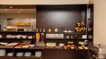 Desayuno buffet todos los días (con cargo)