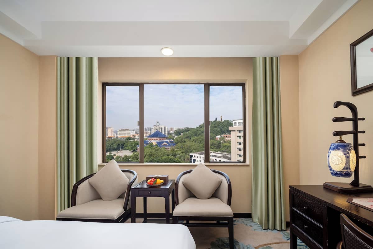 Garden View Twin Room | Premium bedding, in-room safe, desk, blackout drapes