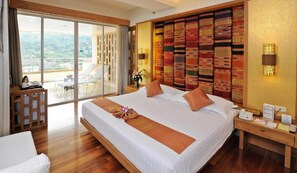 Junior Suite Paradise Wing | Minibar, in-room safe, desk, laptop workspace - The Royal Paradise Hotel & Spa (Patong)