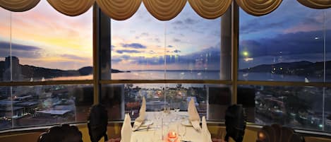 4 Restaurants, Frühstück, Mittagessen, Abendessen, chinesische Küche