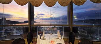 The Royal Paradise Hotel & Spa
