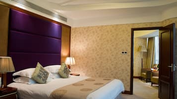 Minibar, in-room safe, desk, rollaway beds