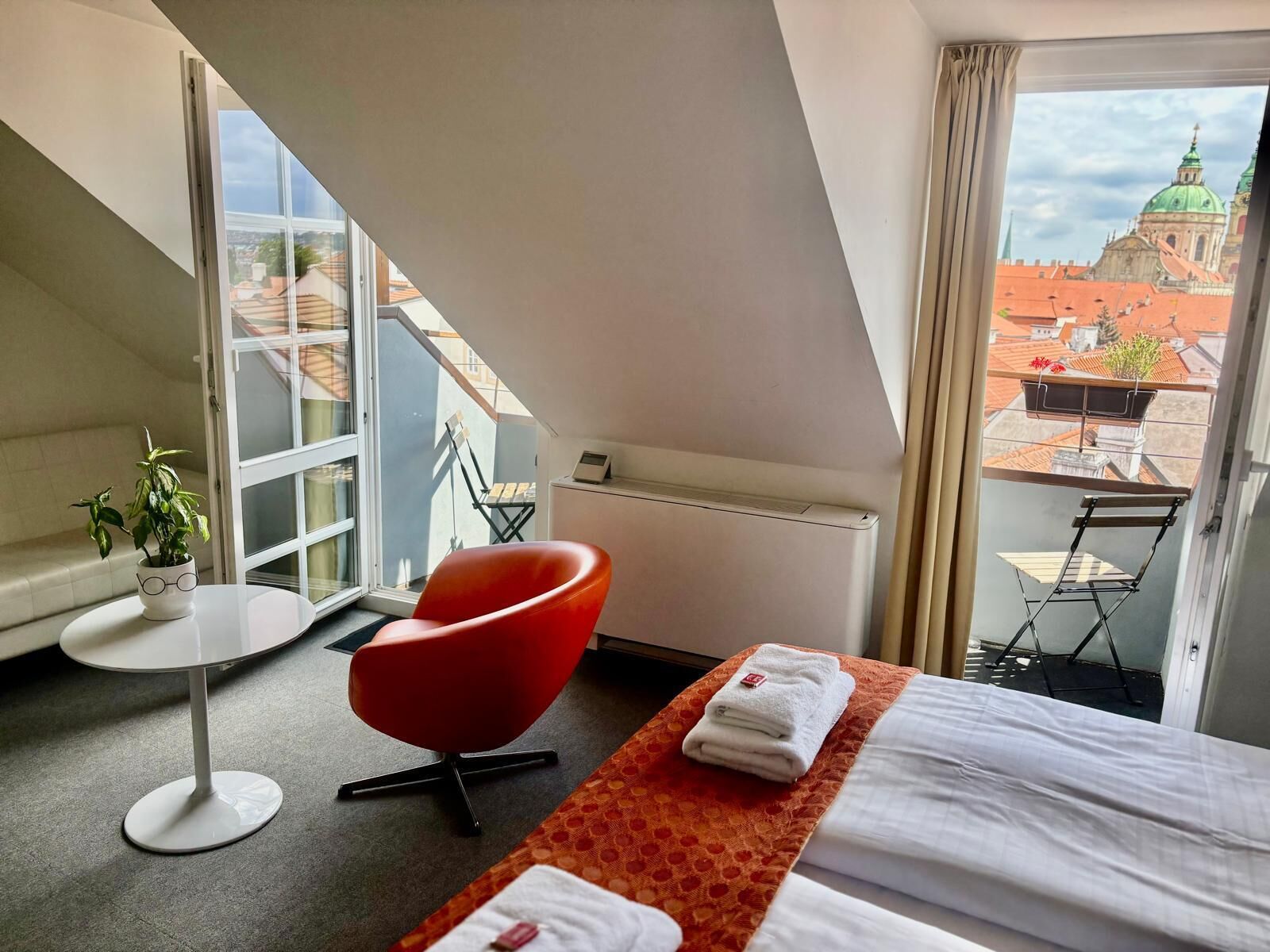 Kamar
