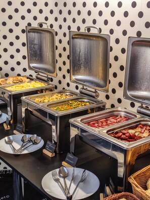 Petit déjeuner buffet