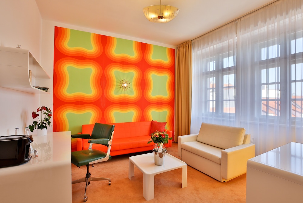 Vintage Design Hotel Sax by null