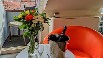 Superior-Doppelzimmer, Balkon | 1 Schlafzimmer, Zimmersafe, individuell dekoriert