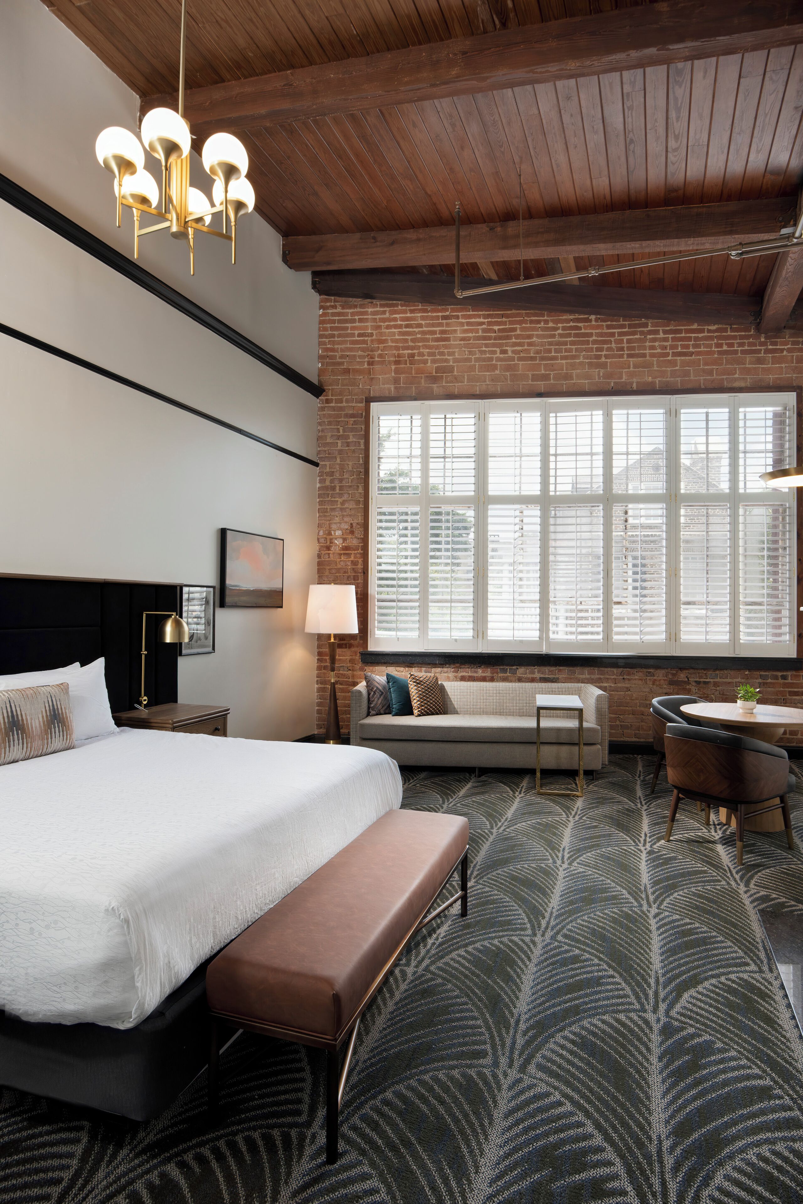 Habitación Premium (Plus) | Mobiliario individual, escritorio, espacio para trabajar con un portátil