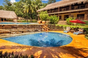 2 outdoor pools