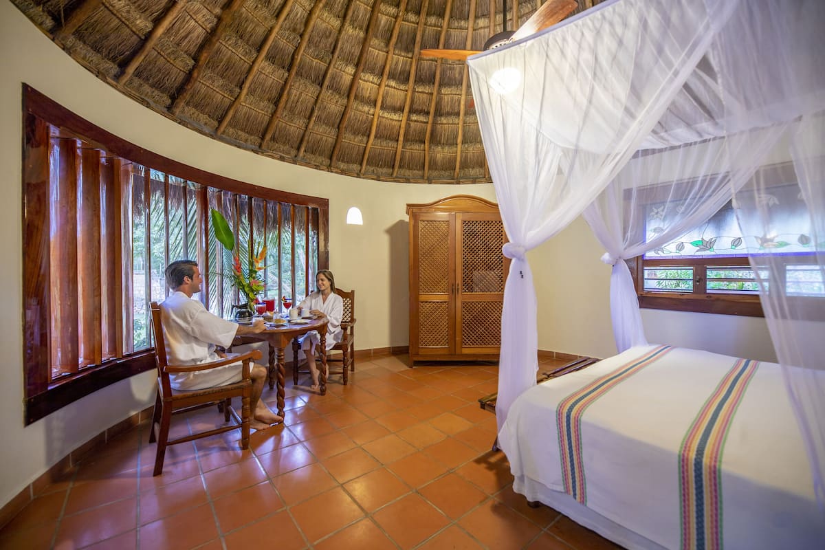 Royal mayan bungalow with jacuzzi | Premium bedding, minibar, in-room safe, desk