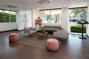 Lobby - City Express by Marriott Saltillo Norte (Saltillo)