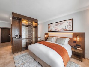 Egyptian cotton sheets, premium bedding, minibar, in-room safe