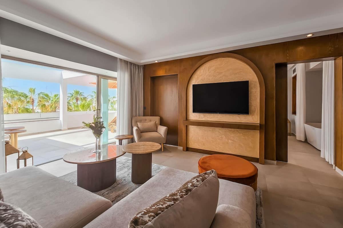 Suite, 1 King Bed, Terrace, Ocean View (Privilege) | Egyptian cotton sheets, premium bedding, minibar, in-room safe