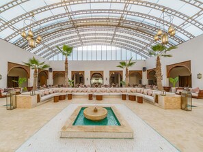 3 bares o lounges, lounge en el lobby 