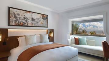 Deluxe Room, 1 King Bed, Ocean View (and Pool View) | Egyptian cotton sheets, premium bedding, minibar, in-room safe