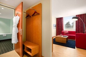Suite, 1 King Bed with Sofa bed, Non Smoking (2 Rooms)