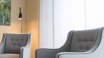 Deluxe-Doppelzimmer, Balkon | Zimmerausstattung