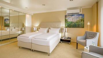 Ropa de cama hipoalergénica, decoración personalizada y escritorio