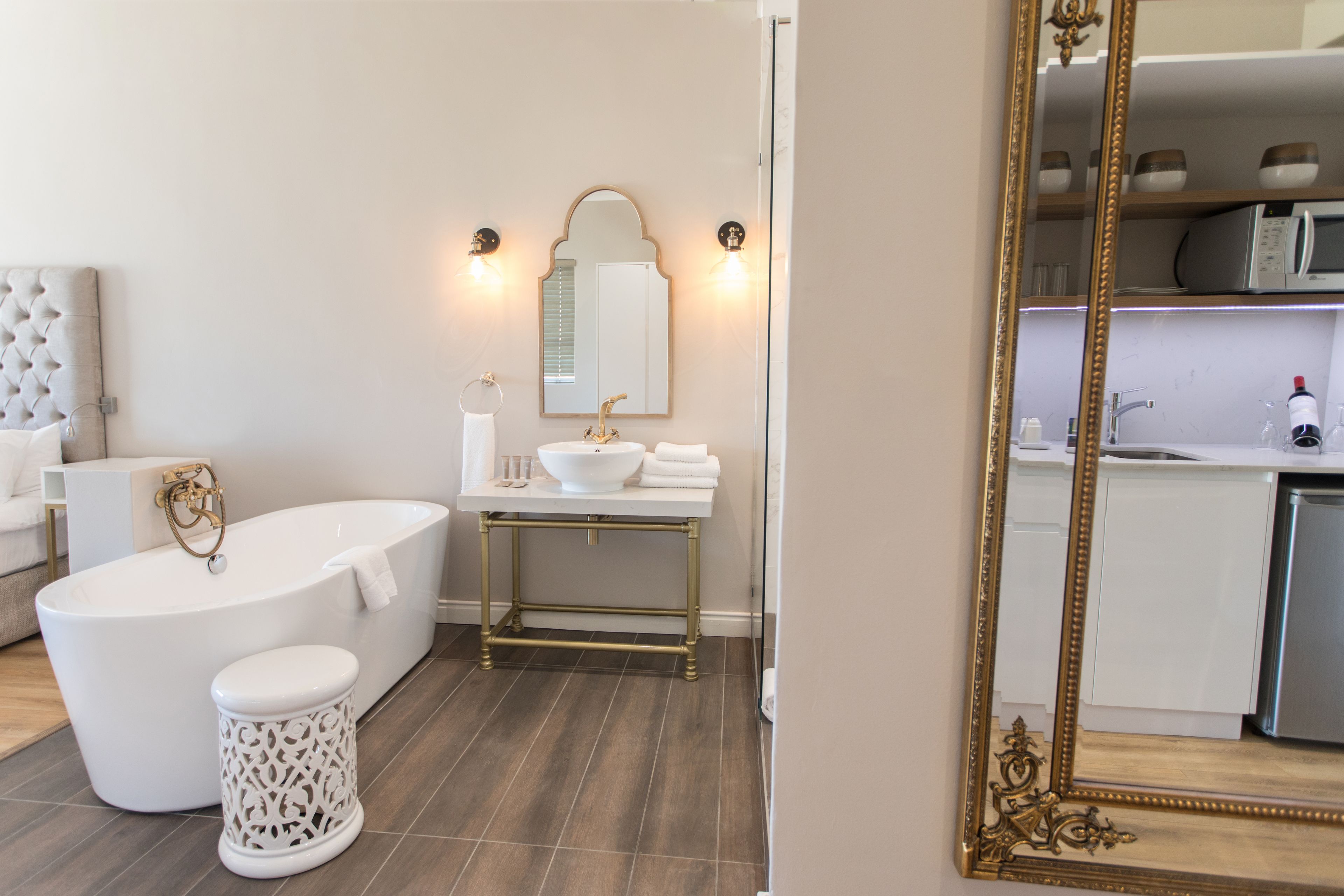 in-room safe, laptop workspace, free wifi, bed sheets