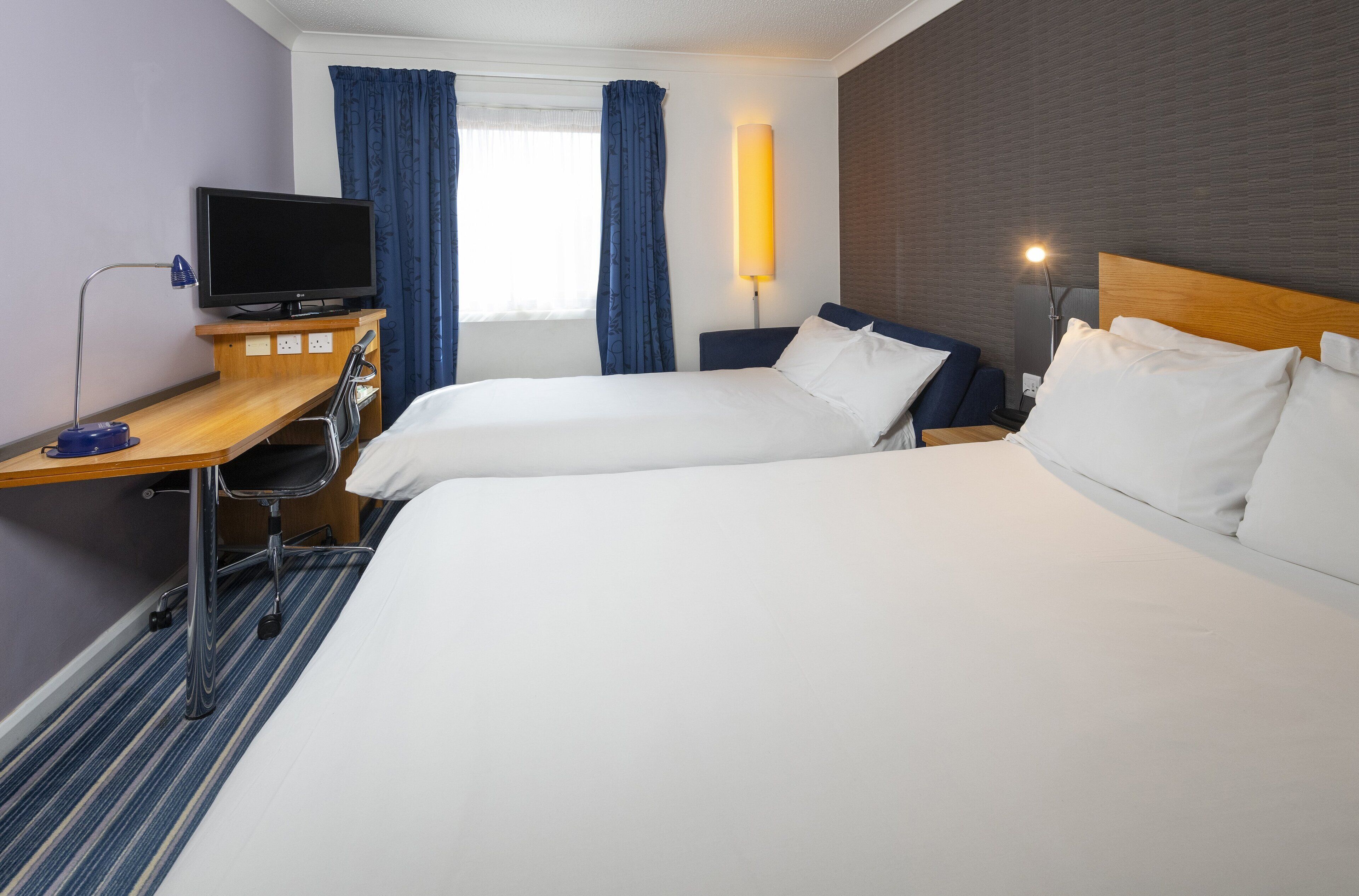 standard room, 1 double bed with sofa bed (with free hot breakfast) | room amenity