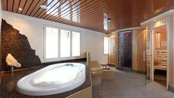 Bañera de hidromasaje interior