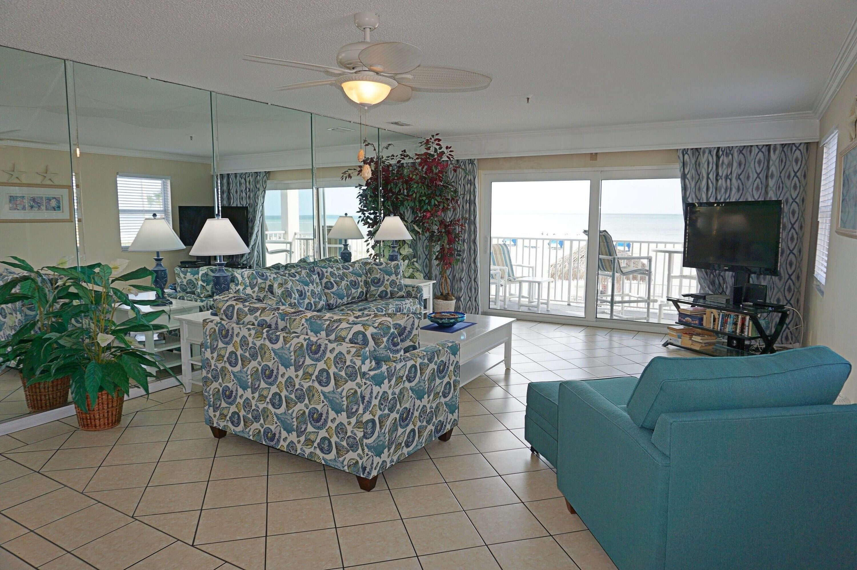 Condo, 2 Bedrooms | Living area | 40-inch flat-screen TV with digital channels, TV