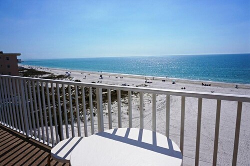 Seabreeze Condominiums