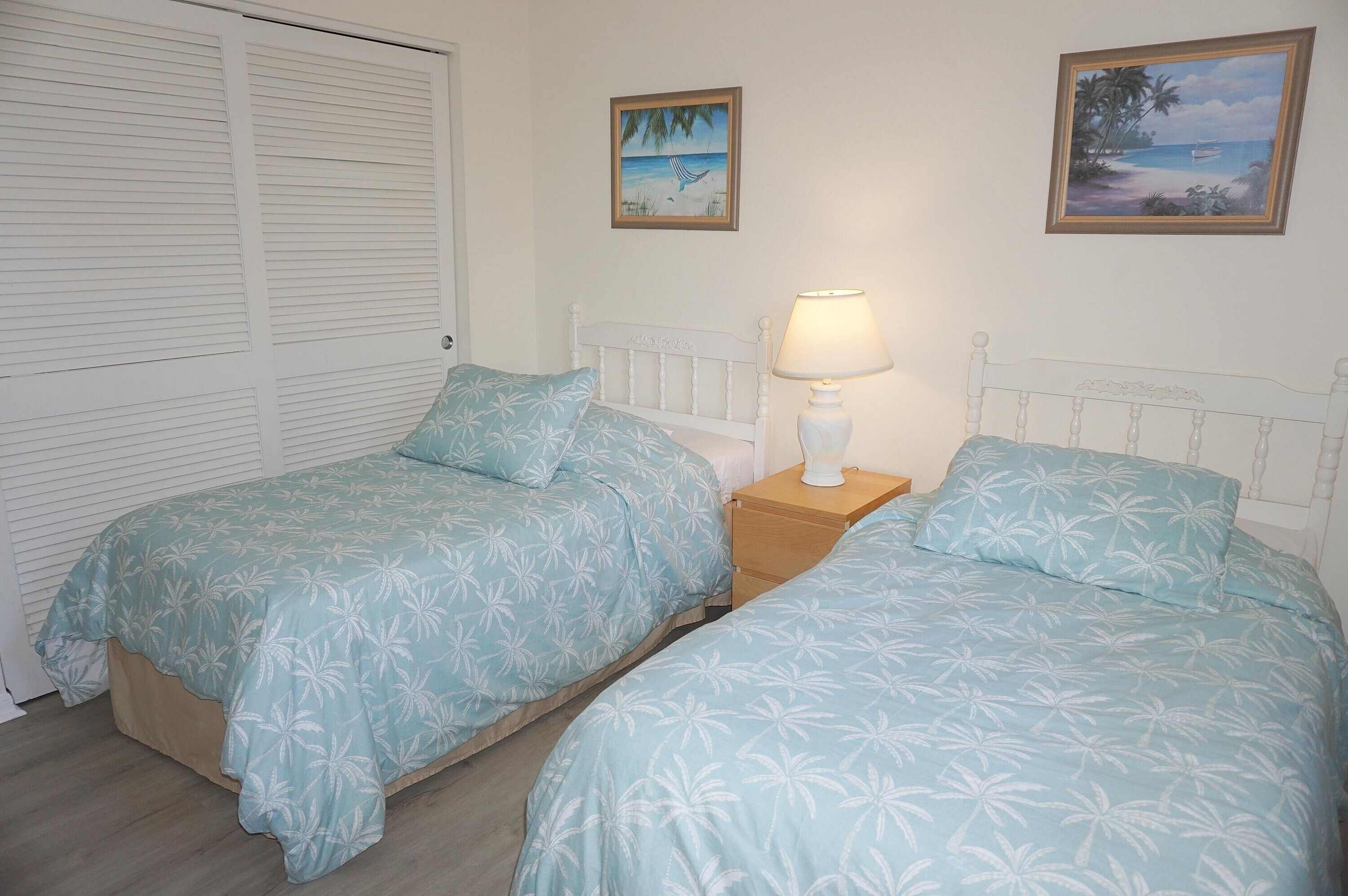 Seabreeze Condominiums Reviews, Deals & Photos 2023 Expedia