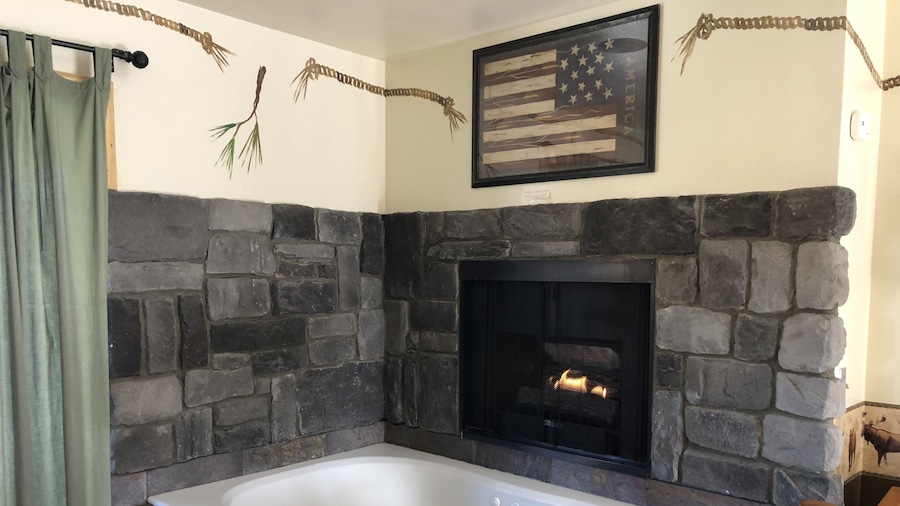 Fireside Lodge