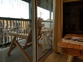 Family Suite, 1 Bedroom, Jetted Tub, Lake View | Balcony view