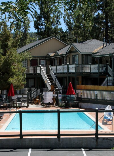 Fireside Lodge