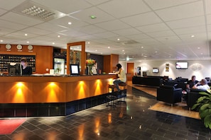 Lobby-Lounge