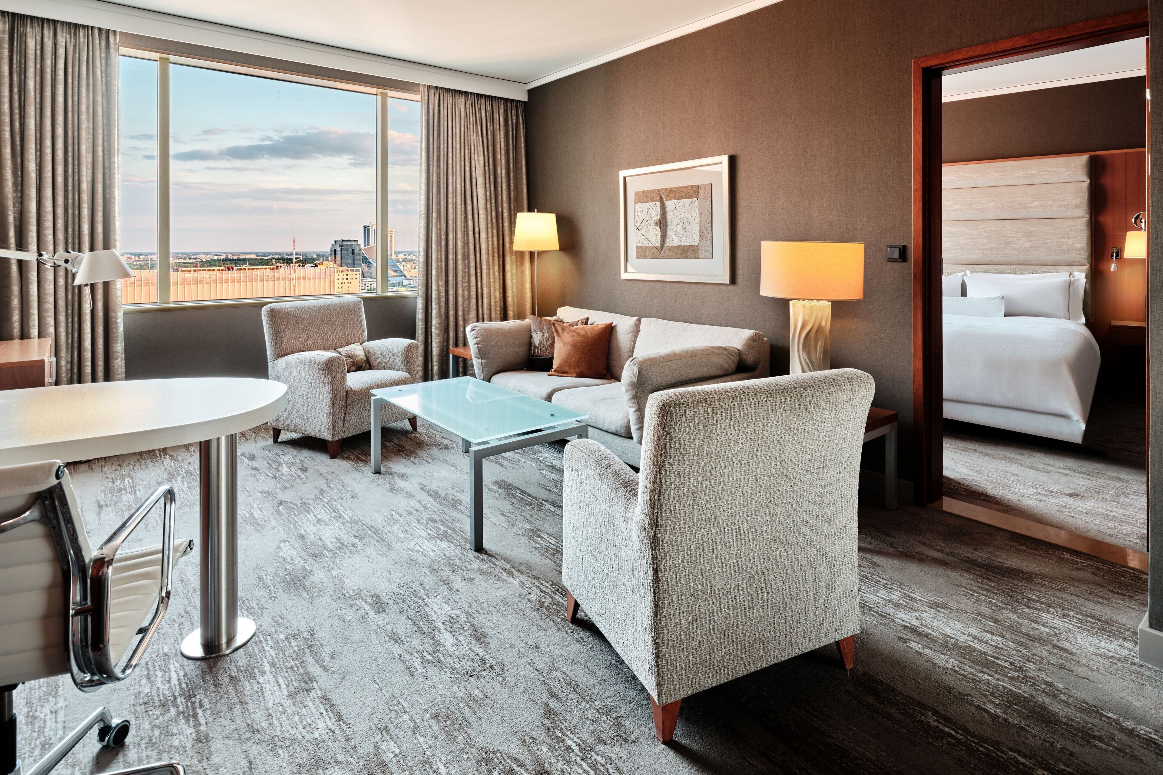 1 bedroom, hypo-allergenic bedding, minibar, in-room safe