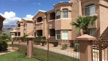 Nội thất lối vào