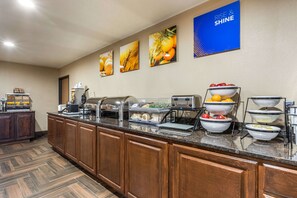 Free daily buffet breakfast