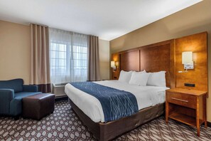 標準客房, 1 張特大雙人床, 非吸煙房 | 熨斗/熨衫板、免費 Wi-Fi、床單